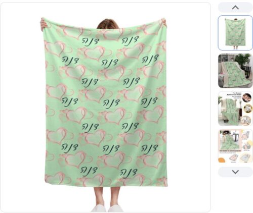 4 sizes + countless colors to choose from. A pampering blanket with a personal design. Add a caption,  name in any language - Image 9